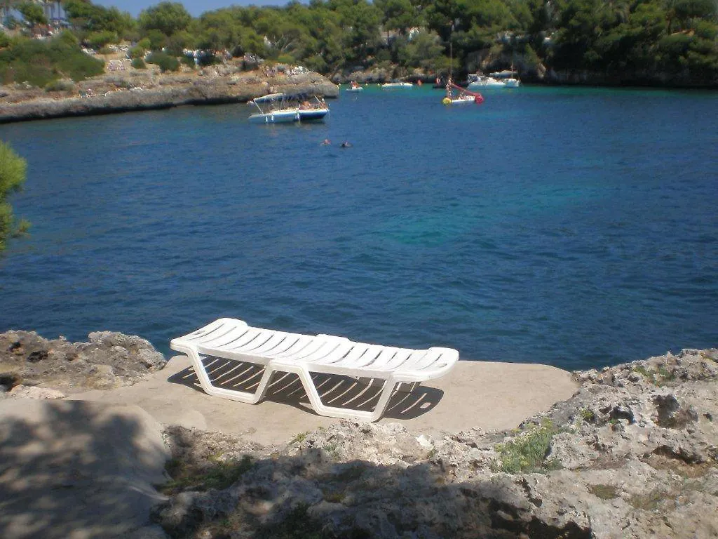 Sea Frontline Apartment 'Faraona'. Pool. Wifi Santanyi